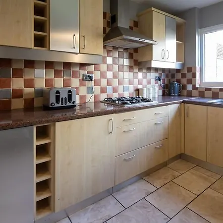 Apartamento Cozy 3 Bed Garden House *